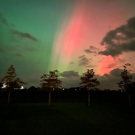 Gastenverblijf Lanlibben Lioessens Esterno foto